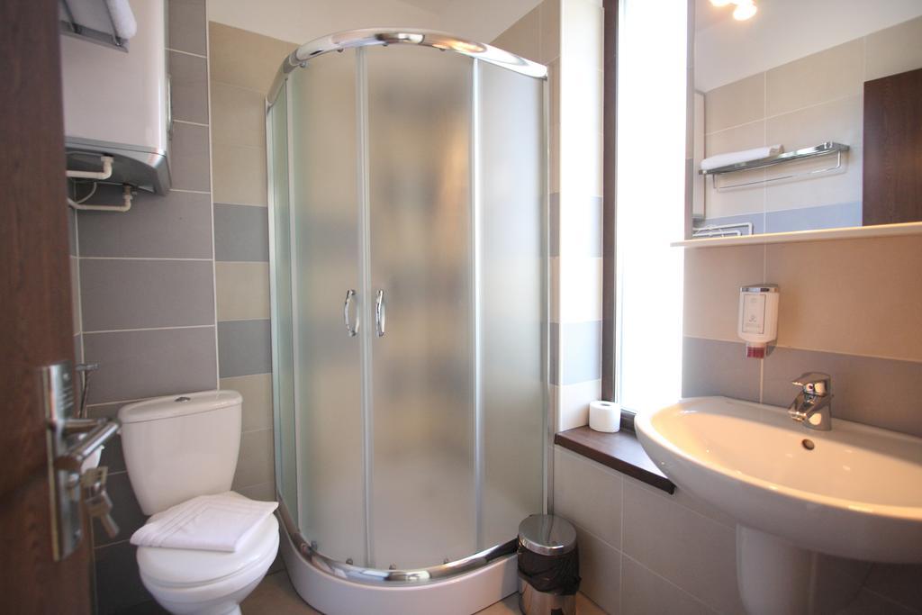 Studio Apartcity Brasov Ngoại thất bức ảnh